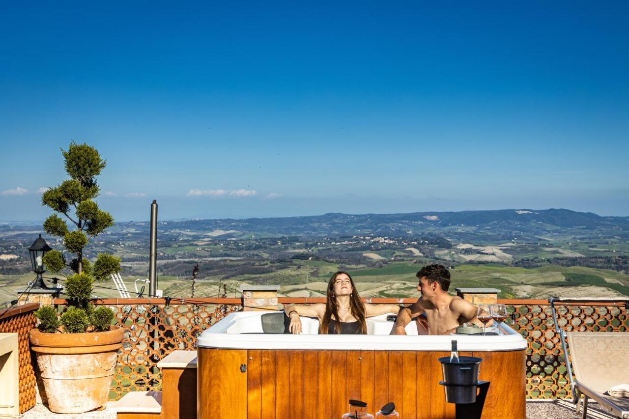 Agri Apartment La Terrazza La Ripadoro Chianni Ngoại thất bức ảnh