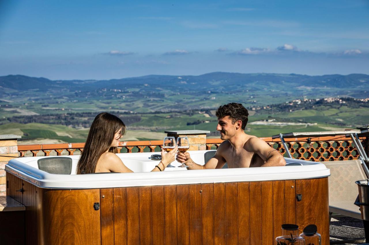 Agri Apartment La Terrazza La Ripadoro Chianni Ngoại thất bức ảnh